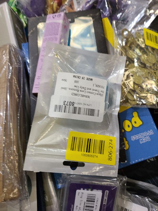 Photo 1 of 15pcs Contact Lens Remover Tool with Storage Box, Soft Rubber Eye Contact Lens Plunger Suction Cup Lenses Inserter Tools Ideal for Travel and Daily Use