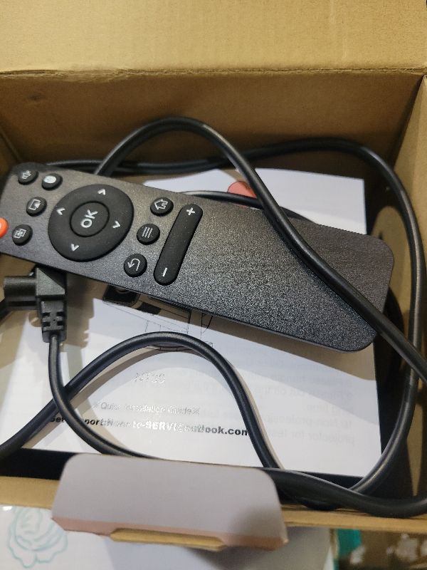 Photo 1 of [Projector 2026 Upgraded] Mini Projector Support 4K 1080P Auto Keystone 270°Rotatable with WiFi 6 and Bluetooth 5.2 Projector Portable Compatibile with HDMI/TV Stick/Memory Stick/Laptop,White