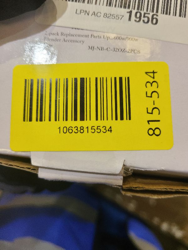 Photo 1 of 2-pack Replacement Parts Upgrade 32oz Cups with Flip-Top To-Go-Lid and Rubber Gaskets Compatible with NutriBullet 600w/900w Blender Accessory