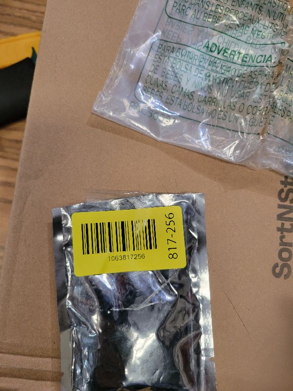 Photo 1 of 100pcs Black Universal RC Car Body Shell Pin R-Type Clips Compatible with 1/8 1/10 1/16 Scale Redcat HPI Himoto HSP ExceedRC Car Truck Buggy (for 1/10)