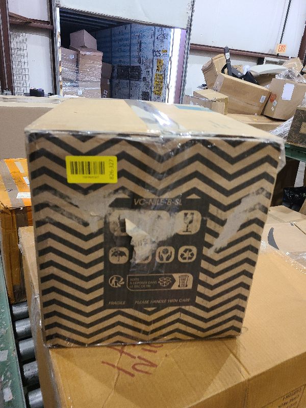 Photo 1 of 16-Piece Blue Porcelain Dinnerware Set Service for 4-Embossed Pattern Tableware with Dinner Plate Dessert Plate Bowl Mug
Questions & Answers 