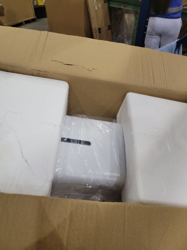Photo 1 of 10L/2.6Gal Smart Humidifiers for Bedroom Large Room up to 600ft², 100H Runtime Cool Mist Top Fill, Ultra Quiet 30dB, Auto Control, Essential Oil Tray, Perfect for Bedroom, Office, Baby, White