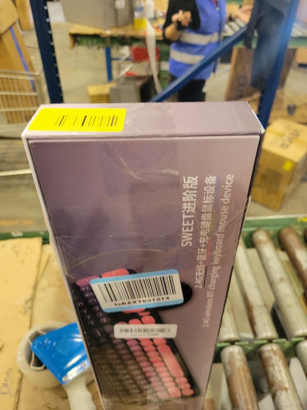 Photo 1 of 2.4G Full Size Wireless Keyboard and Mouse Combo, Bluetooth/2.4G Dual Mode, Typewriter Style Round Keycap, Cute Gradient Colors, Compatible with PC/Notebook/Tablet/Smartphone (Black Pink)