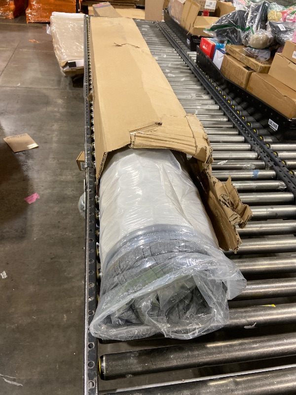 Photo 1 of SNFPNE King Size Mattress 12 Inch, Hybrid Memory Foam Mattress with Zoned Pocket Coils Support and Motion Isolation Design, Strengthen Edge Support,CertiPUR-US Certified, Medium Firm in a Box