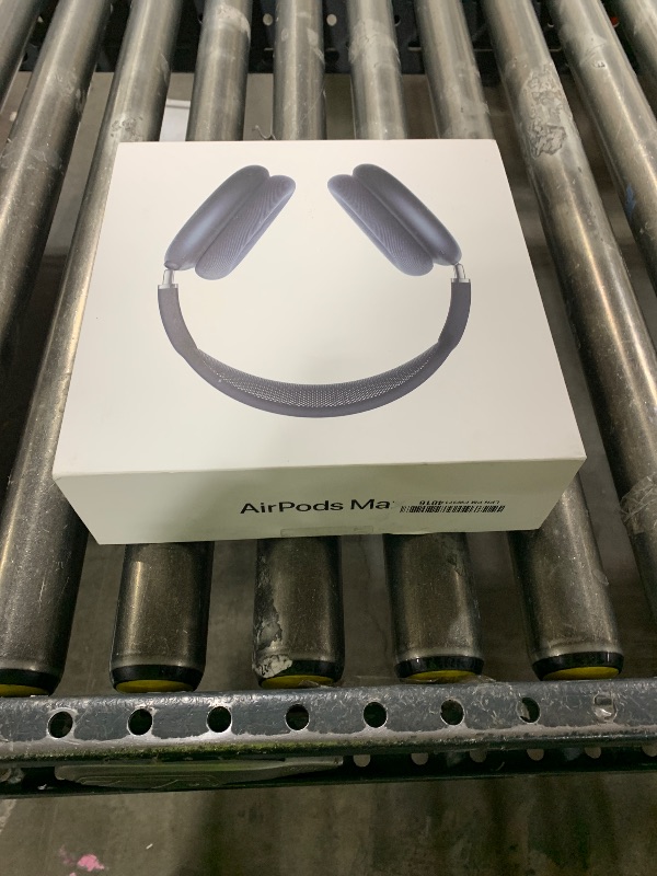 Photo 1 of Apple AirPods Max Wireless Over-Ear Headphones, Pro-Level Active Noise Cancellation, Transparency Mode, Personalized Spatial Audio, USB-C Charging, Bluetooth Headphones for iPhone - Midnight