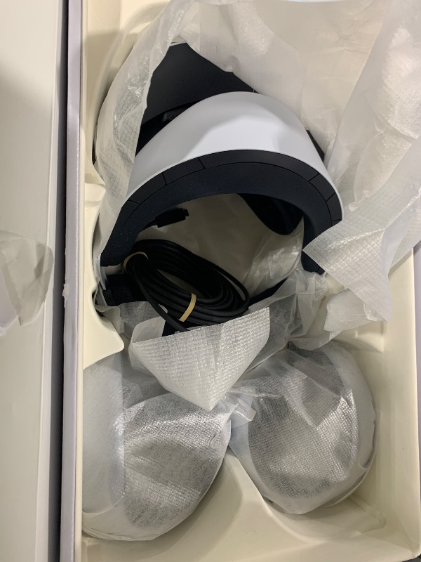Photo 1 of PlayStation VR2 (PSVR2)