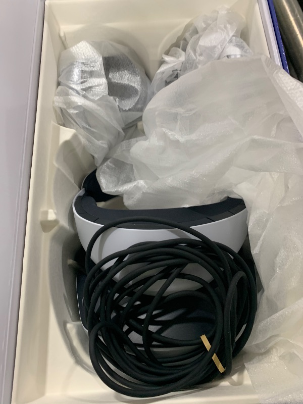 Photo 1 of PlayStation VR2 (PSVR2)