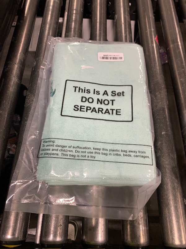 Photo 1 of Hahafelt 3 Pack Sea Turtle Coastal Hand Towels for Bathroom 100% Cotton Embroidered Beach Bathroom Towels 13.78 x 29.53 Inch Soft Absorbent (Green, Sea Turtles)