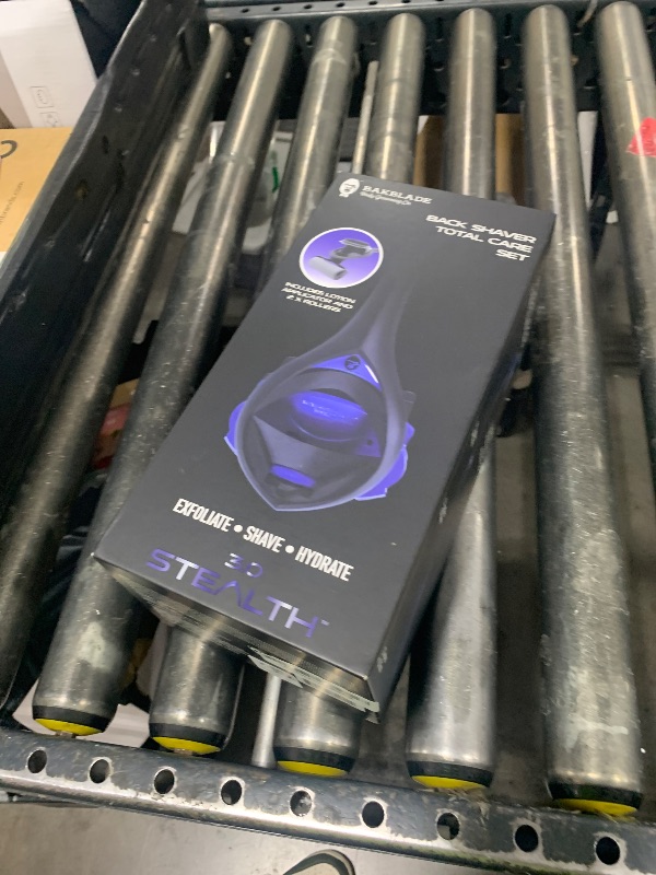 Photo 1 of BakBlade 3.0 Stealth Total Care Set | Back Shaver With Lotion Applicator | All-in-1 Kit with 23" Handle +3 Extra Blade Refills for a Pain-Free Back Shave for Men