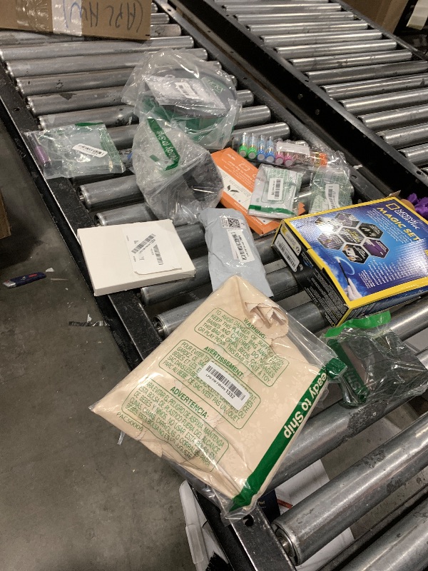 Photo 1 of NELLIS VARIETY SMALL BOX\ SEE NOTES FOR DETAILS