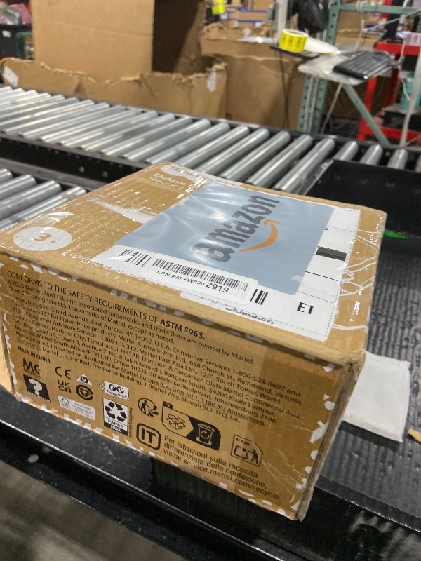 Photo 1 of Fisher-Price Musical Toy Deluxe Rockin’ Record Player Pretend Turntable with 6 Albums for Preschool Play Plus Bonus Exclusive Holiday Album Kids Ages 3+ Years (Amazon Exclusive)