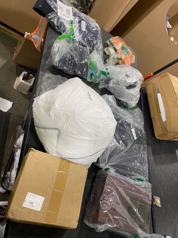 Photo 1 of BULK AND MIXED ITEAMS 