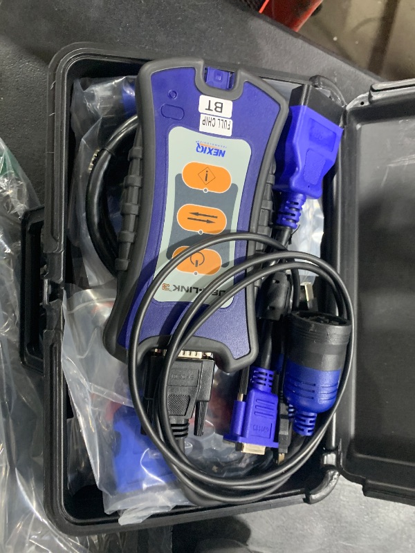 Photo 1 of NEXIQ 3 USB Link + Software Diesel Truck Diagnostic Tool with Repair Information & Diagnostic Software