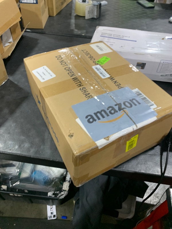 Photo 1 of EzyShade 10-Layer Waterproof Sports Car Cover. See Vehicle Size-Chart for Accurate Fit. All Weather Outdoor Covers. Camaro Challenger Firebird GTO Classic Cars Sun Snow Rain. Size C5 (See SizeChart)