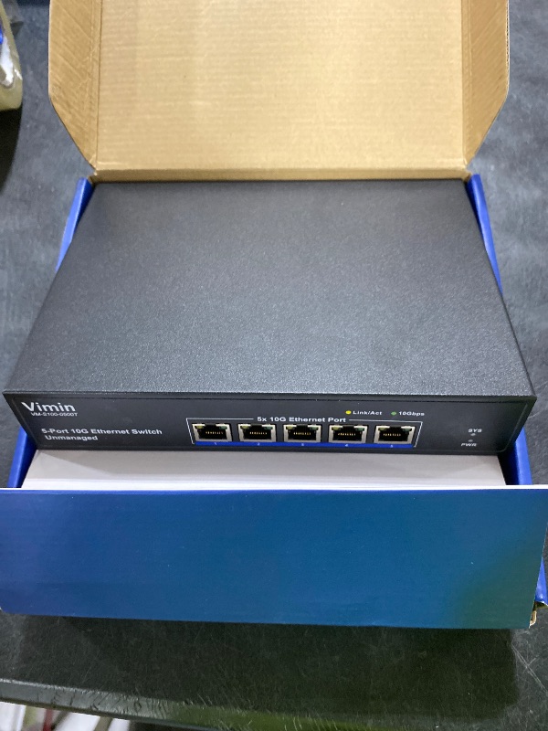 Photo 1 of 5 Port 10G Ethernet Switch,10Gbe Network Switch with Base-T RJ45 Port Support 100M/1000M/2.5G/5G/10G Speed Auto-Negotiation, 100Gbps Switching Capacity, Plug & Play for 10G NAS, PC, NIC, WiFi7 Router