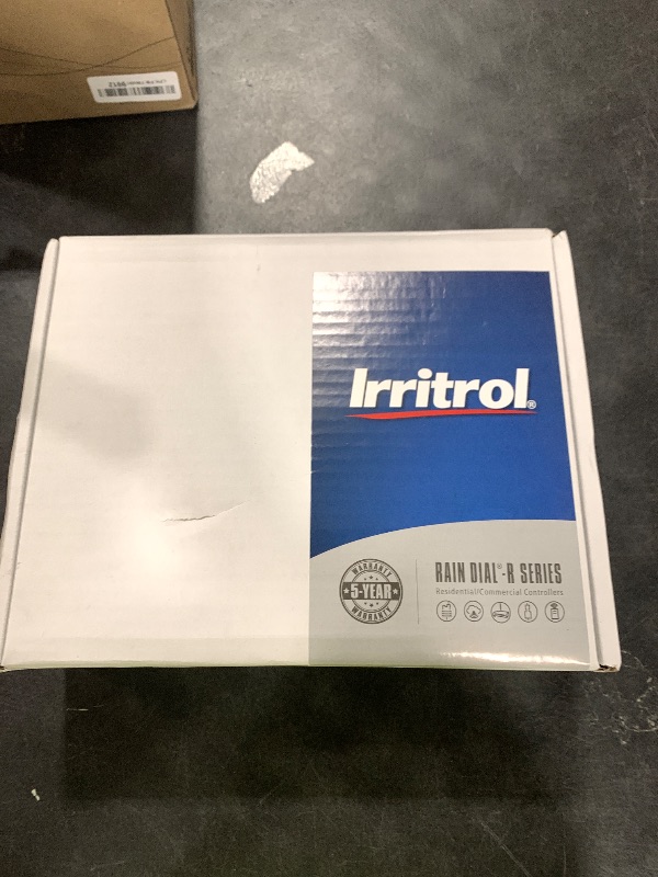 Photo 1 of *****BROKEN DOES NOT WORK*****
Irritrol RD600-EXT-R Rain Dial 6 Station Outdoor Irrigation Controller