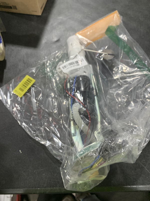 Photo 1 of Fuel Pump Module For Can-Am 2011-2020 Commander 1000 800(include Max condition), 2013-2018 Maverick 1000(include Max condition), Replace OEM#709000759 70900362 47-1026