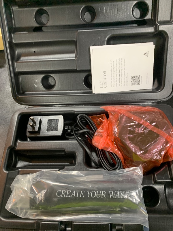 Photo 1 of Andis 79170 Pulse Zr II 5-Speed Detachable Blade Clipper, Cordless Animal/Dog Grooming, Removable Lithium Ion Battery, LED Charge Light, Black