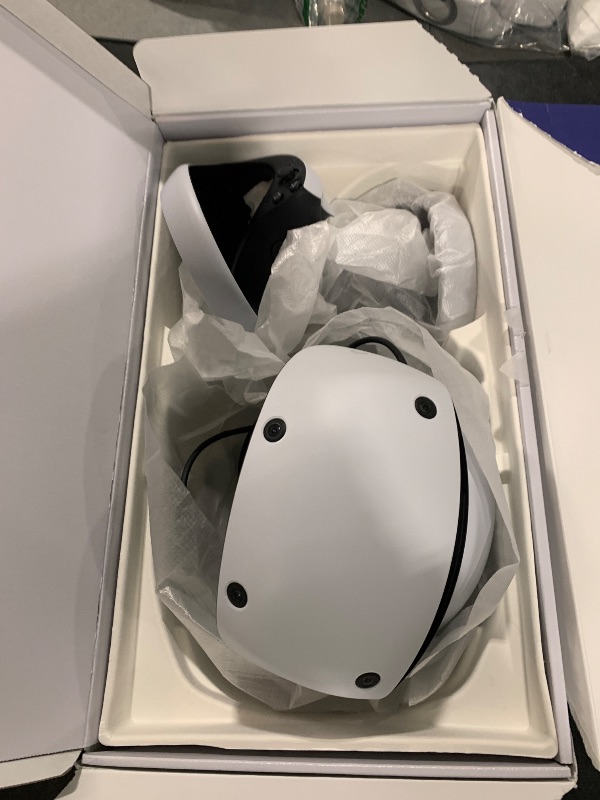 Photo 1 of PlayStation VR2 (PSVR2)