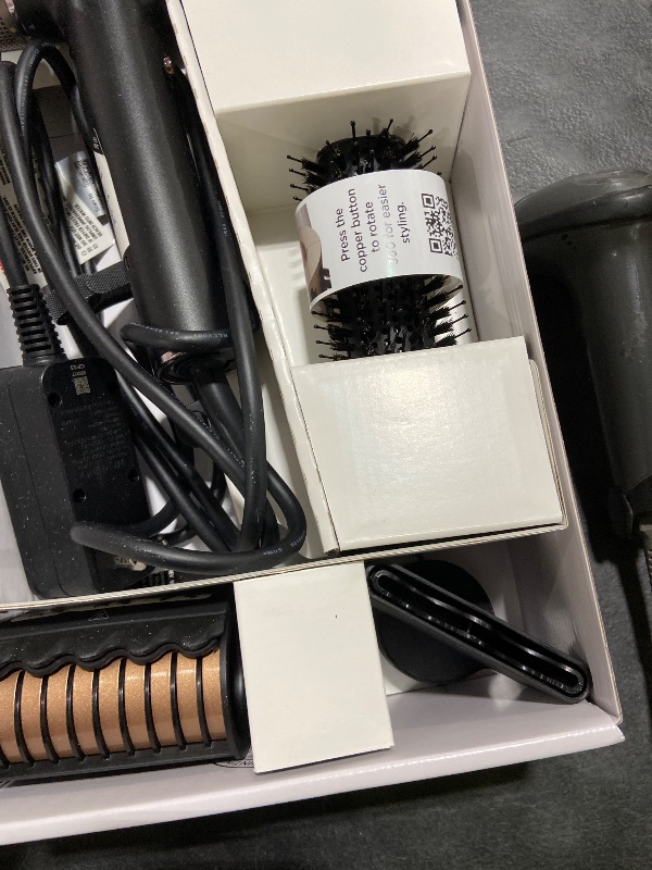 Photo 1 of Shark SpeedStyle Pro Professional Performance High-Velocity Hair Dryer System with Scalp Shield and IQ Speed Styling & Drying Suite, Straight and Wavy Hair, Lightweight, Ionic, No Heat Damage, HD731