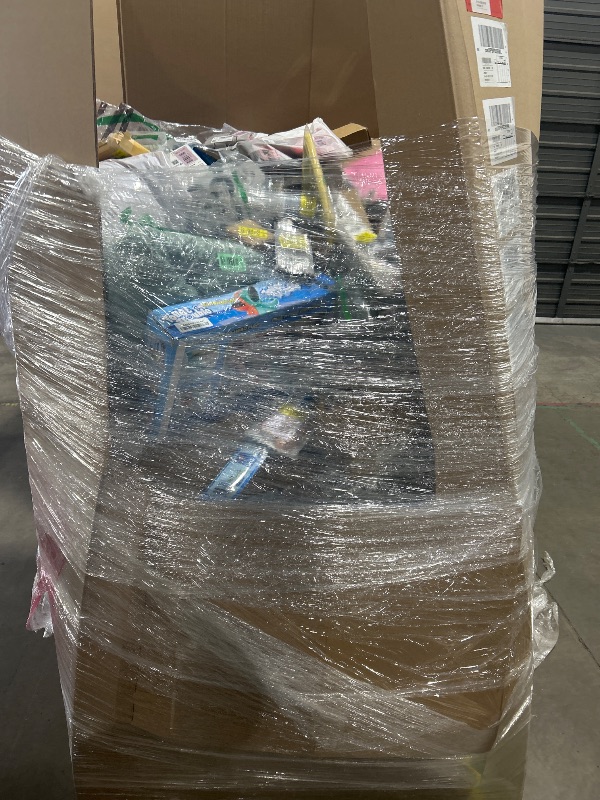 Photo 1 of Nellis Variety Box pallet mixed items

