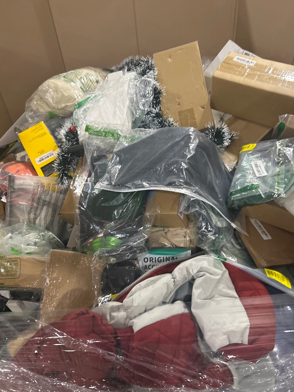 Photo 1 of Nellis Variety Box pallet mixed items

