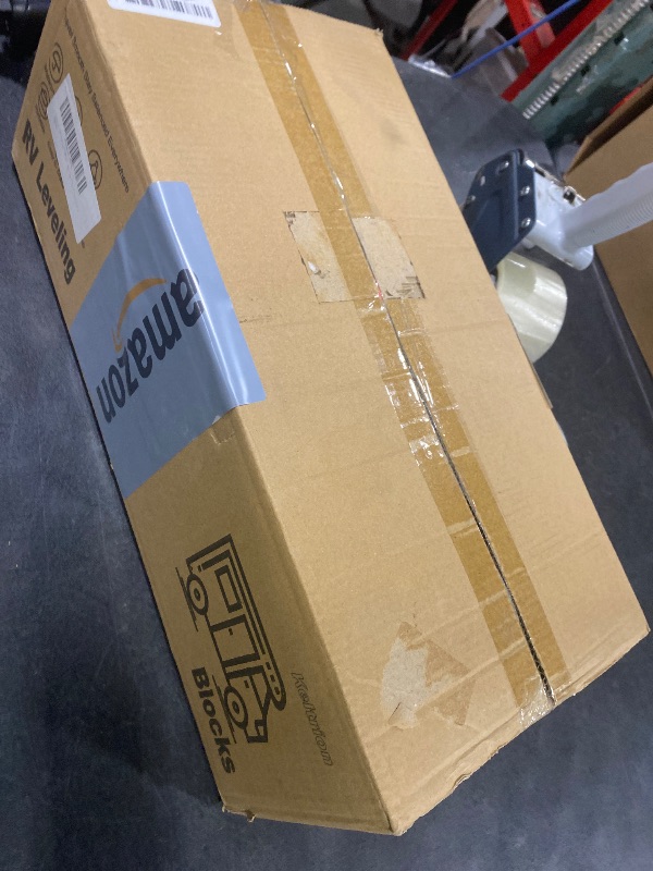 Photo 1 of Keltrion 10 Packs Camper/RV Leveling Blocks Interlocking and Anti-Slip Design with Carrying Bag Heavy-Duty for Camper Travel Trailer Grey