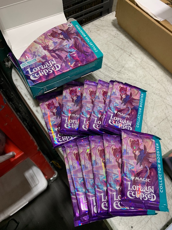 Photo 1 of Magic: the Gathering Lorwyn Eclipsed - Collector Booster Box | 12 Packs