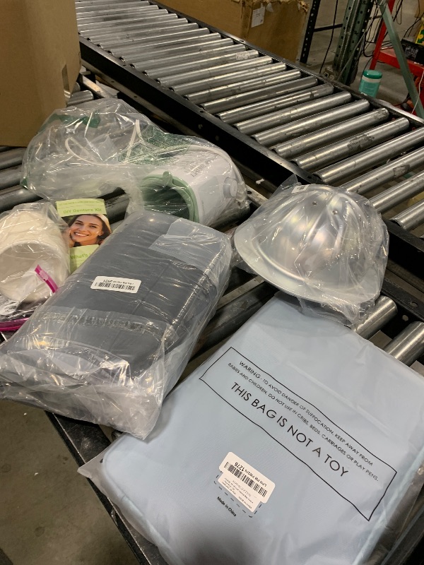 Photo 1 of NELLIS VARIETY SMALL BOX: SEE NOTES FOR DETAILS 