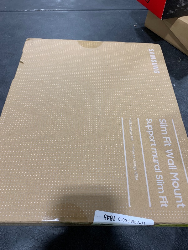 Photo 1 of Samsung Slim Fit TV Wall Mount, Compatible w/ 43”- 85” Q Series, Crystal UHD Series Televisions, Easy Installation, Blends w/Any Interior, Minimalist Look, WMN-B50EB/ZA, 2022, Black