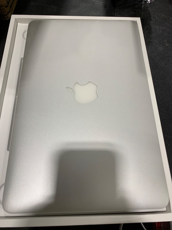 Photo 1 of Apple 2025 MacBook Air 13-inch Laptop with M4 chip: Built for Apple Intelligence, 13.6-inch Liquid Retina Display, 16GB Unified Memory, 256GB SSD Storage, 12MP Center Stage Camera, Touch ID; Silver