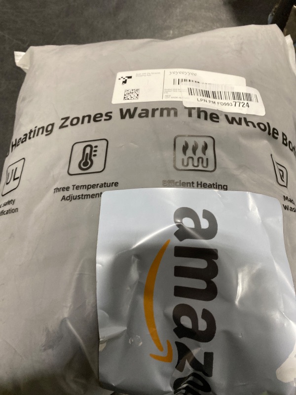 Photo 1 of yeyeeyyee Heated Vest for Men with Battery Pack Included, Exclusive 10 Heating Zones Heated Vest, Lightweight Rechargeable, Perfect for Outdoor Activities Black XXL