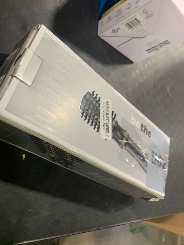 Photo 1 of INFINITIPRO BY CONAIR Hot Air Styling Brush Set with 2-Inch and 1.5-Inch Bristles