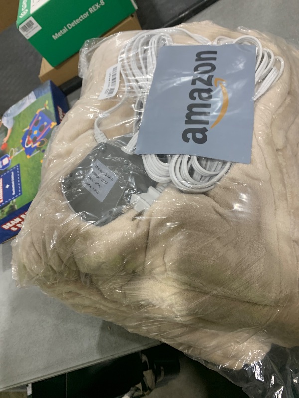 Photo 1 of Heated Blanket Electric Blanket Queen Size 84"x90" Fast Heating Electric Blanket with Dual Control 10 Heat Levels & 10 Hours Auto-Off Overheat Protection Cozy Soft Flannel Heated Throw Blanket