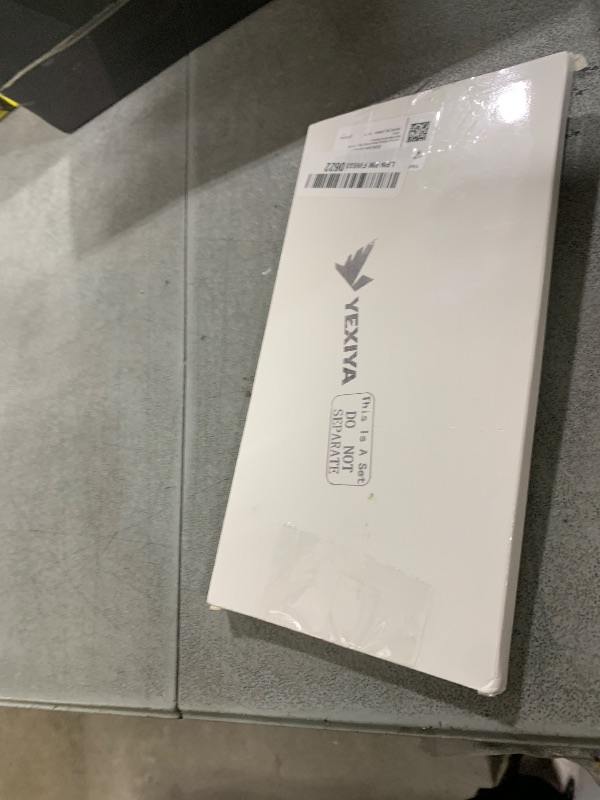 Photo 1 of 100 Pack Parking Permit Hang Tags Plastic Parking Placards PVC Hang Tag 3 x 5 Inch for Car Rear View Mirror (Green)