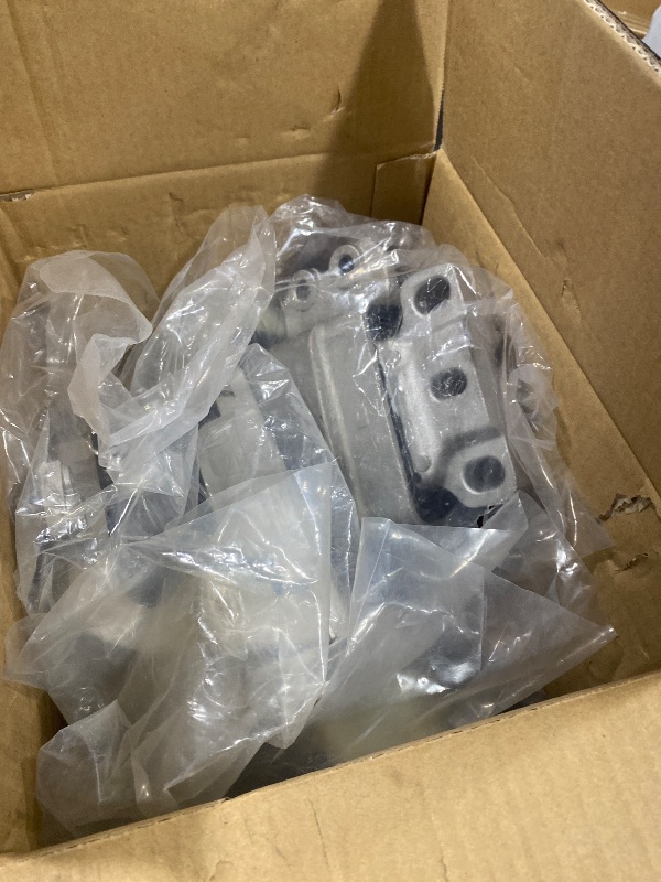 Photo 1 of QRYIPPDM Engine Motor and Transmission Mount Compatible with Jetta 2014-2018 1.8L1.4L L4 & Passat 2014-2017 1.8L L4 & Beetle 2018-2019 2.0L Turbocharged 5-Piece Set /A6929 A4928 A4925 A6962 A6966