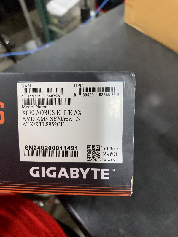 Photo 1 of Gigabyte AORUS Elite AX AMD X670 Socket AM5 ATX DDR5 Motherboard