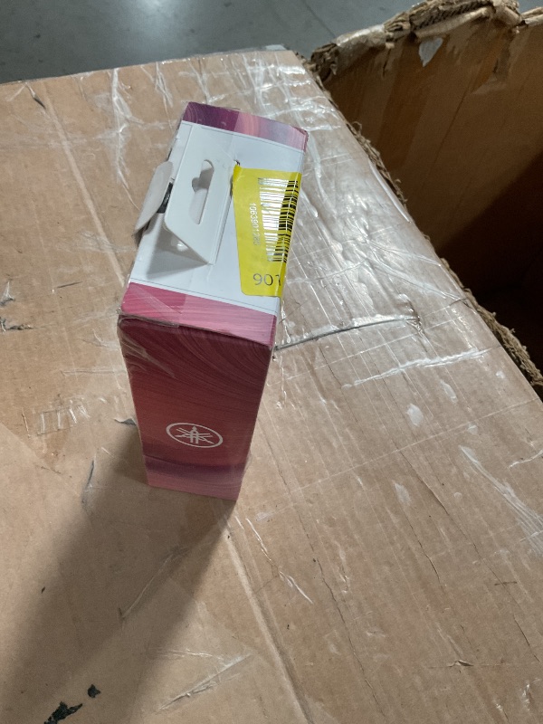 Photo 1 of ****** Rigth side does not work***** Yamaha TW-E7B True Wireless Earbuds with Bluetooth 5.2, Active Noise Cancelling, Yamaha True Sound, Qualcomm cVc Clear Voice Capture, Advanced Listening Care and IPX5 Water-resistant for Sport (Beige)