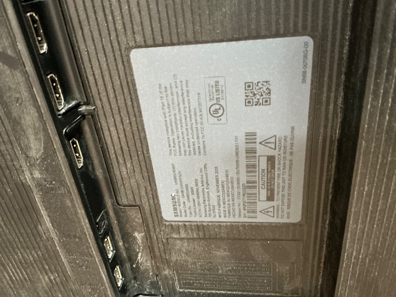 Photo 1 of ***SCREEN IS BROKEN BUT STILL TURNS ON****
Samsung 98-Inch Class 4K Crystal UHD DU9000 Series HDR Smart TV, Object Tracking Sound Lite, Motion Xcelerator 120Hz, Supersize Picture Enhancer, Mega Contrast, Alexa Built-In (UN98DU9000, 2024 Model)