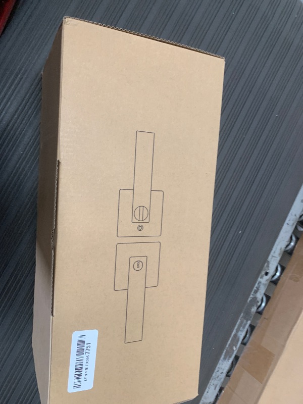 Photo 1 of (unknown keys/parts missing)YYTDZSW Door Handles Interior, Door Knobs Interior, Black Door Handle with Reversible Lever, Keyed Alike Door Lock Sets for Bedroom, 5 Packs Heavy Duty Door Lock Sets, Matte Black