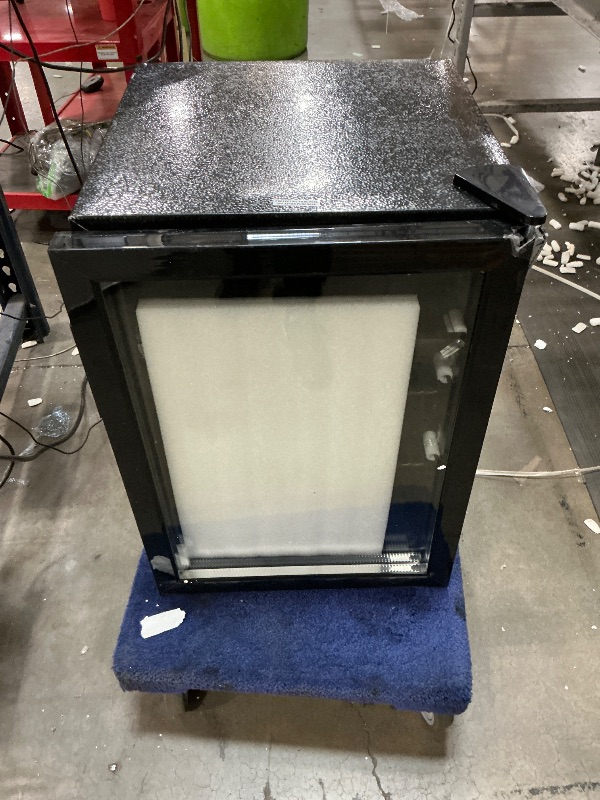 Photo 1 of ***DOOR IS UNHINGED CRACED WHERE DOOR HINGES AT SHOWN IN PIC**
Electactic 2.6 Cu.ft Beverage Refrigerator Cooler, 95 Can Mini Fridge Glass Door with Adjustable Shelves, Digital Temperature Display, Freestanding Small Drink Fridge for Home, Office or Bar(B