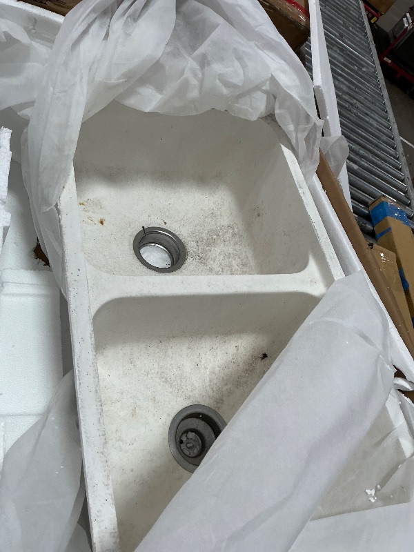 Photo 1 of **USED HAS SOME RUST & CRACKS IN SINK SHOWN IN PIC***
Bokaiya Stainless Steel Utility Sink Free Standing, Large Freestanding Laundry Sink with Faucet 16 Gauge Stainless Outdoor Single Bowl Commercial Sinks for Restaurant Garage (30.7" x 21.6" x 35")