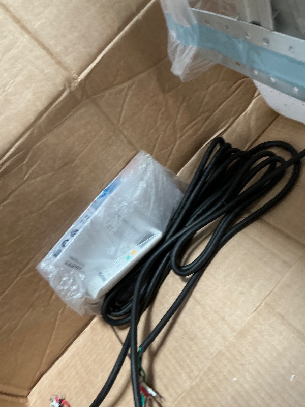 Photo 1 of ***COULD NOT TEST DUE TO PLUG***PARTCIAL SET***

GarveeHome 9000 BTU Mini Split AC/Heating System, 19 SEER2 Inverter 6-in-1 Split System Air Conditioners, Ductless Heat Pump Wall Mount AC Unit Cool Up to 450 Sq. Ft, Installation Kits, 230V