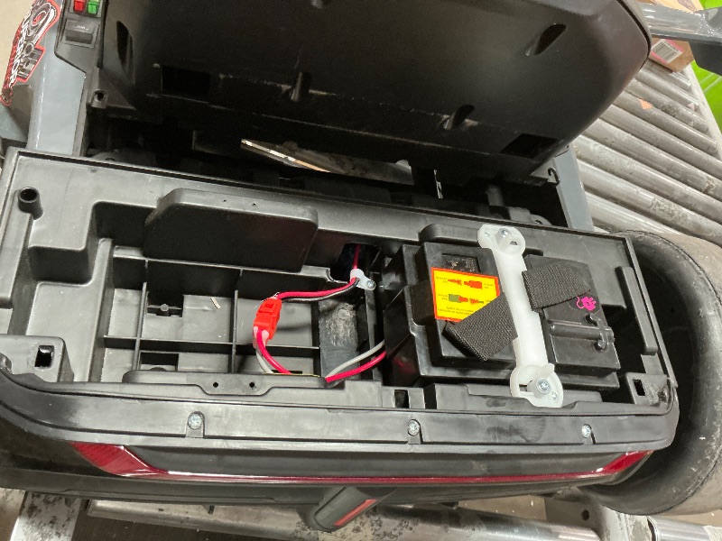 View 4 of ***ONE BATTERY ***NOT FULLY TESTED**
Blitzshark 24V Kids Go Kart 300W Drift Kart Powerful Electric Pedal Kart Outdoor Race Toy, with 2X150W Strong Motor, 7AH Big Battery, EVA Tires, Drift/Sports Mode, Brake Pedal, Length Adjustment, Gray