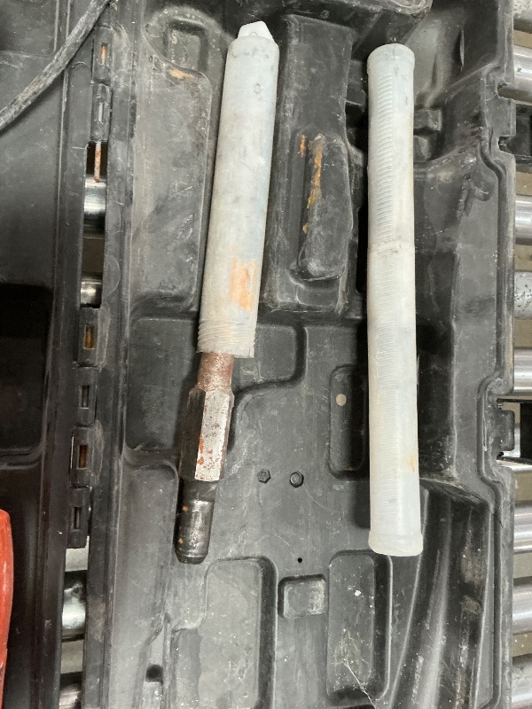 Photo 1 of ****UNTESTED***MAJOR DAMAGE & RUST ****
VEVOR Demolition Jack Hammer, MAX 2200W Electric Jackhammer Heavy Duty, 1350 BPM Concrete Breaker 6pcs Chisels Bit Chipping W/Case