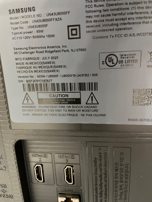 Photo 1 of ****CRACKED SCREEN DOES NOT WORK***Samsung 43-Inch Class Crystal UHD U8000F 4K Smart TV (2025 Model) Endless Free Content, Crystal Processor 4K, MetalStream Design, Knox Security, Alexa Built-in