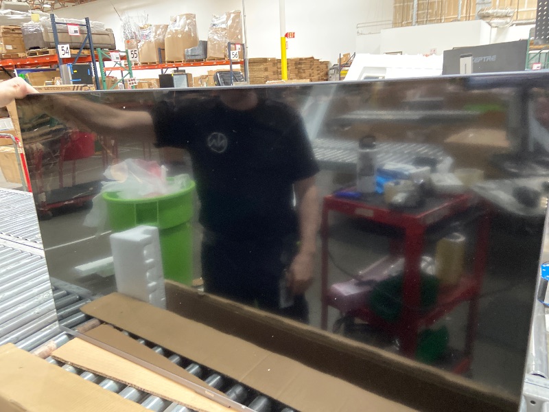 Photo 1 of *****DOES NOT WORK ****Roku Smart TV 2025 – 55-Inch Select Series, 4K HDR TV – Roku TV with Enhanced Voice Remote – Flat Screen LED Television with Wi-Fi for Streaming Live Local News, Sports, Family Entertainment