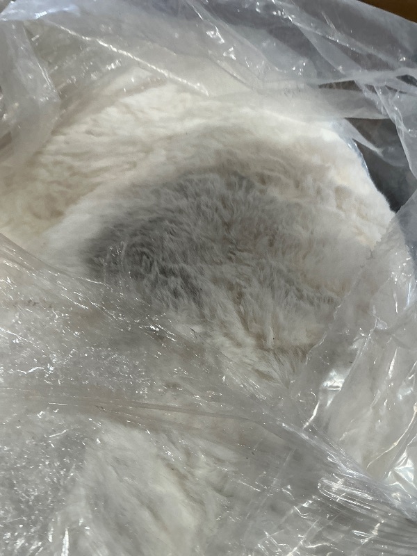 Photo 1 of  ***HAS WAREHOUSE DIRTY SHOWN IN PICS***

MAXYOYO Giant Bean Bag Chair, Oversized Bean Bag Couch for Adults and Kids, Faux Fur Shell-Shaped Large Chair with Filler, Stuffed Big Accent Sofa Lounge Floor Sofa for Gaming, Reading, Beige