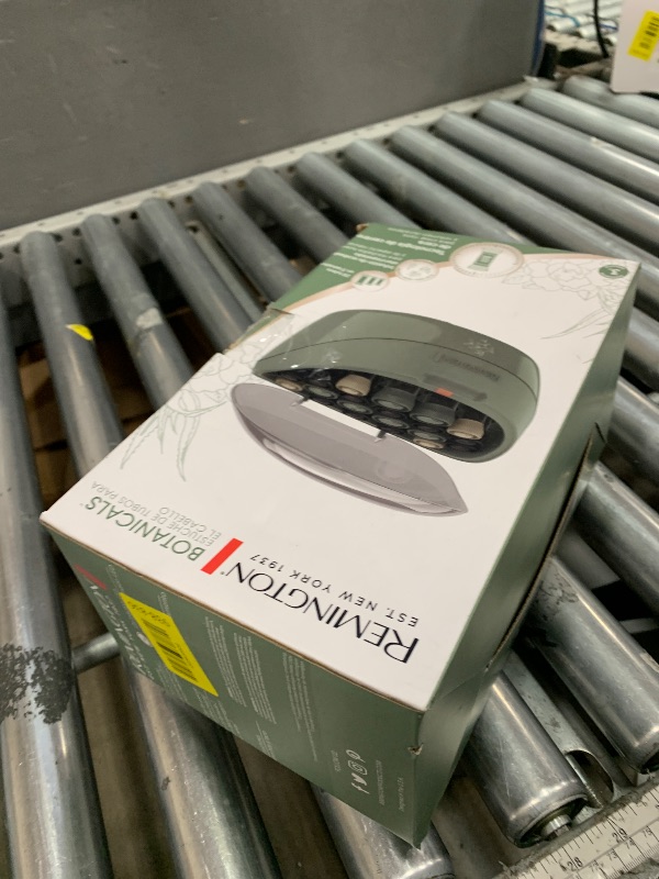 Photo 1 of
50+ bought since yesterday
Best seller
Visit the REMINGTON Store
Remington Botanicals™ Hair Setter, Ceramic, Ionic Conditioning, with 20 Rollers, Green