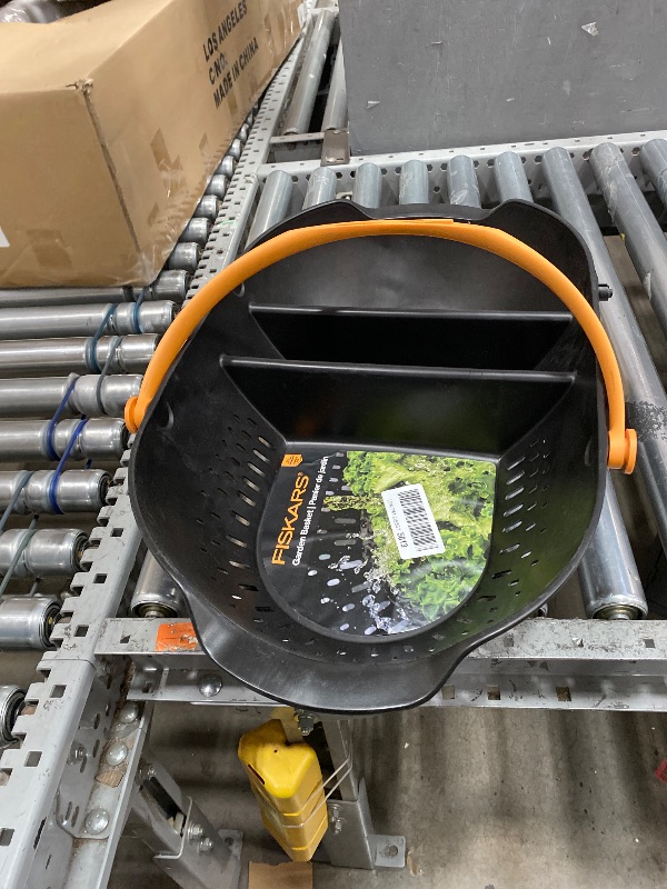Photo 1 of ******************MISSING THE HANDLES***************
Fiskars Garden Harvest Basket - Container for Gardening and Harvesting with Tool Caddy - Harvesting Basket Doubles as a Colander for Vegetables and Fruits - Garden Accessories